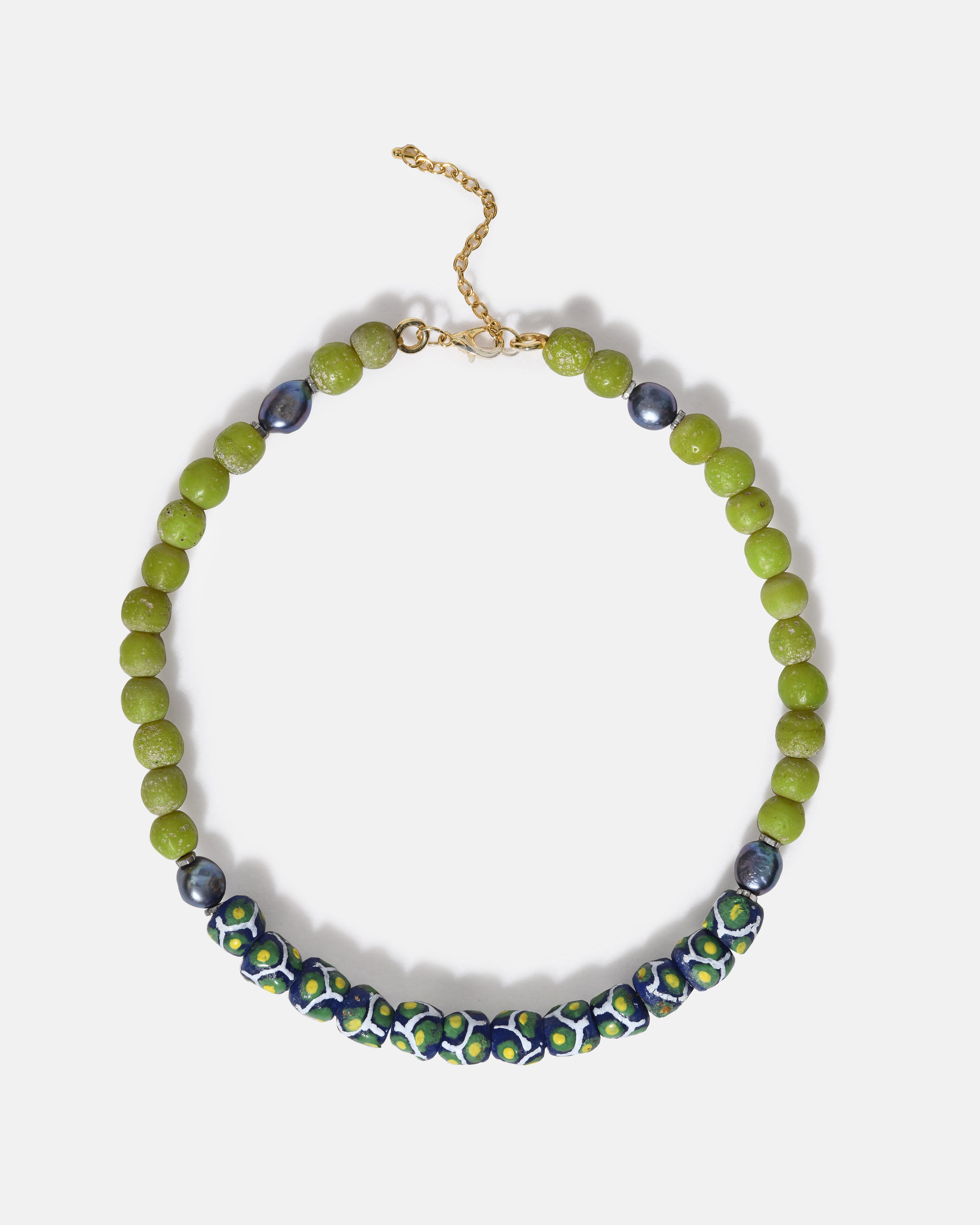 FW25 Parlak Yeşil ve İnci Kolye