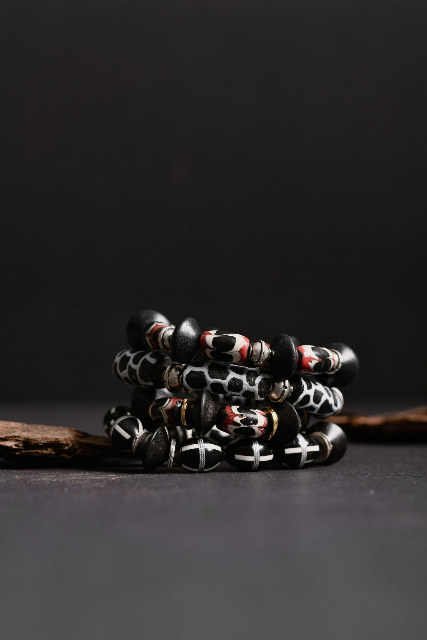 Black&White Animal Print Krobo Bracelet / Fall23