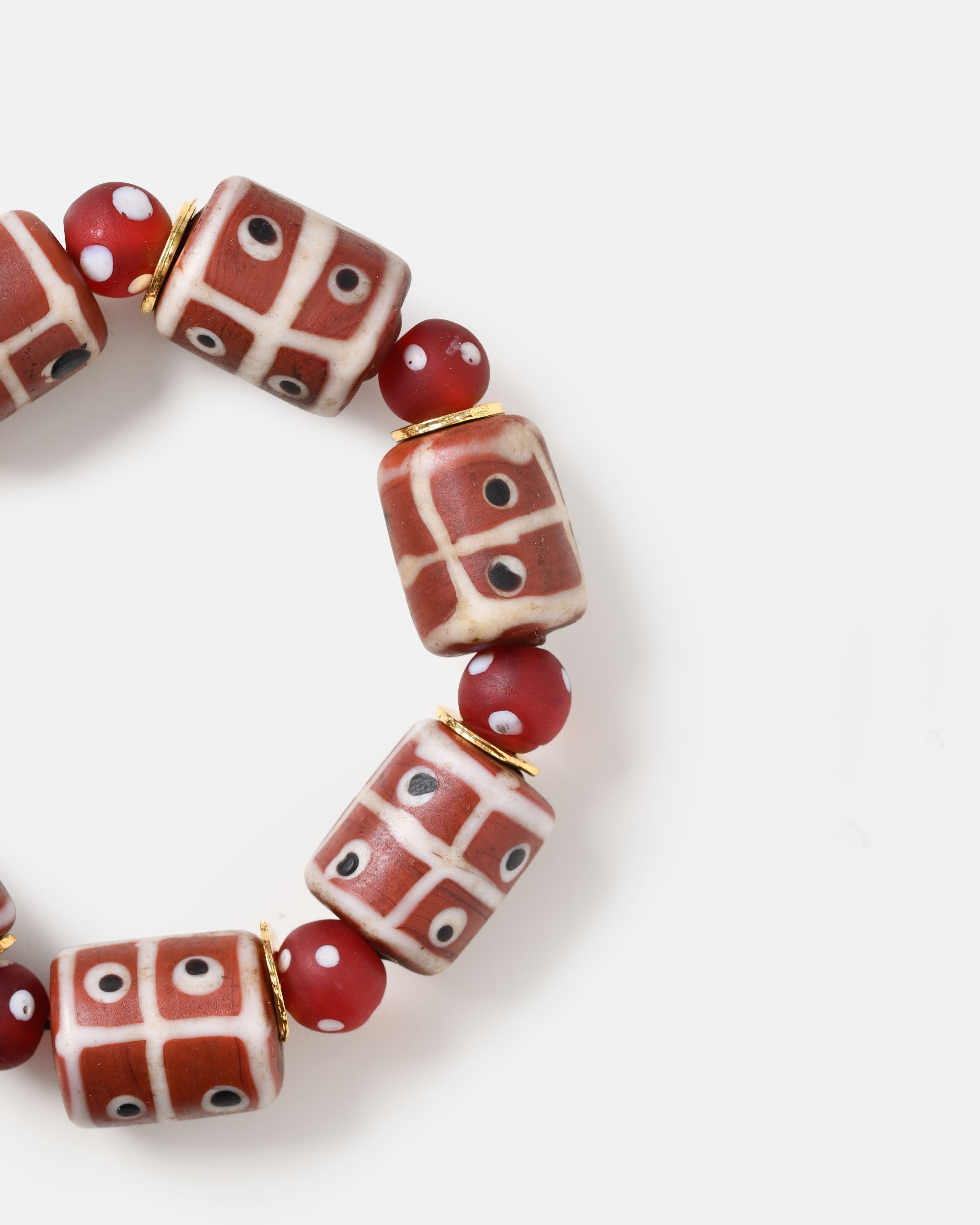 Polka Dot bracelet in Burgundy