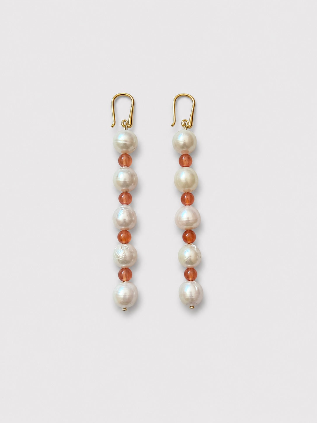 FW26-27 The Pearl Descent Earring