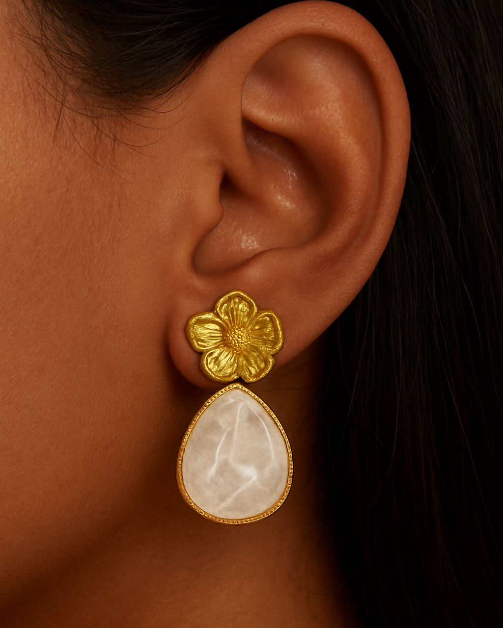 Boucles d'oreilles en acier inoxydable et nacre blanches