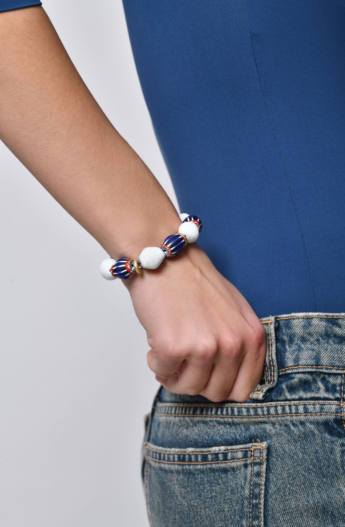 Blue Chevron Meets Frosty Glass Bracelet / Resort 24