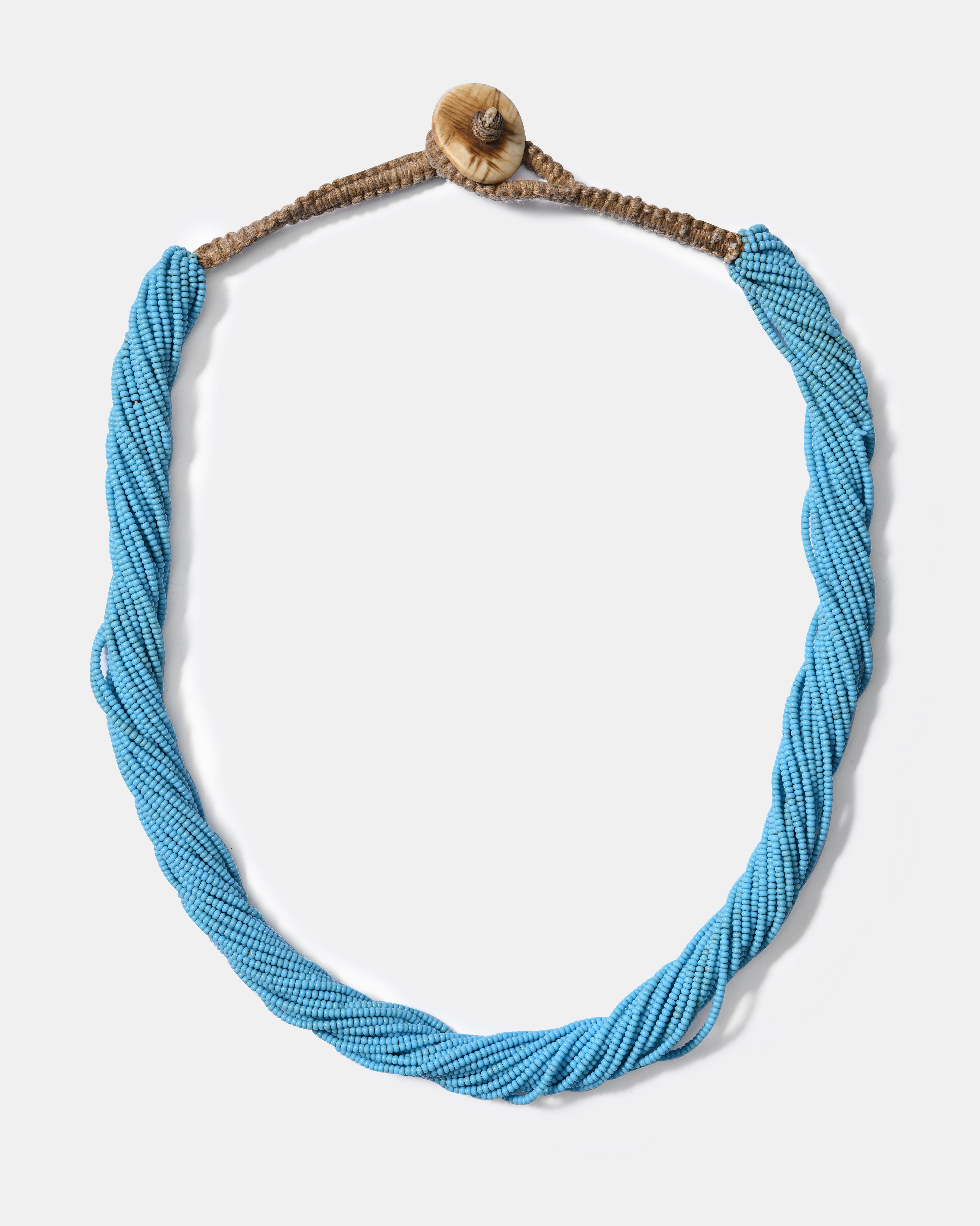 Colliers multi-rangs en perles de verre Massaï / Bleu / SS24