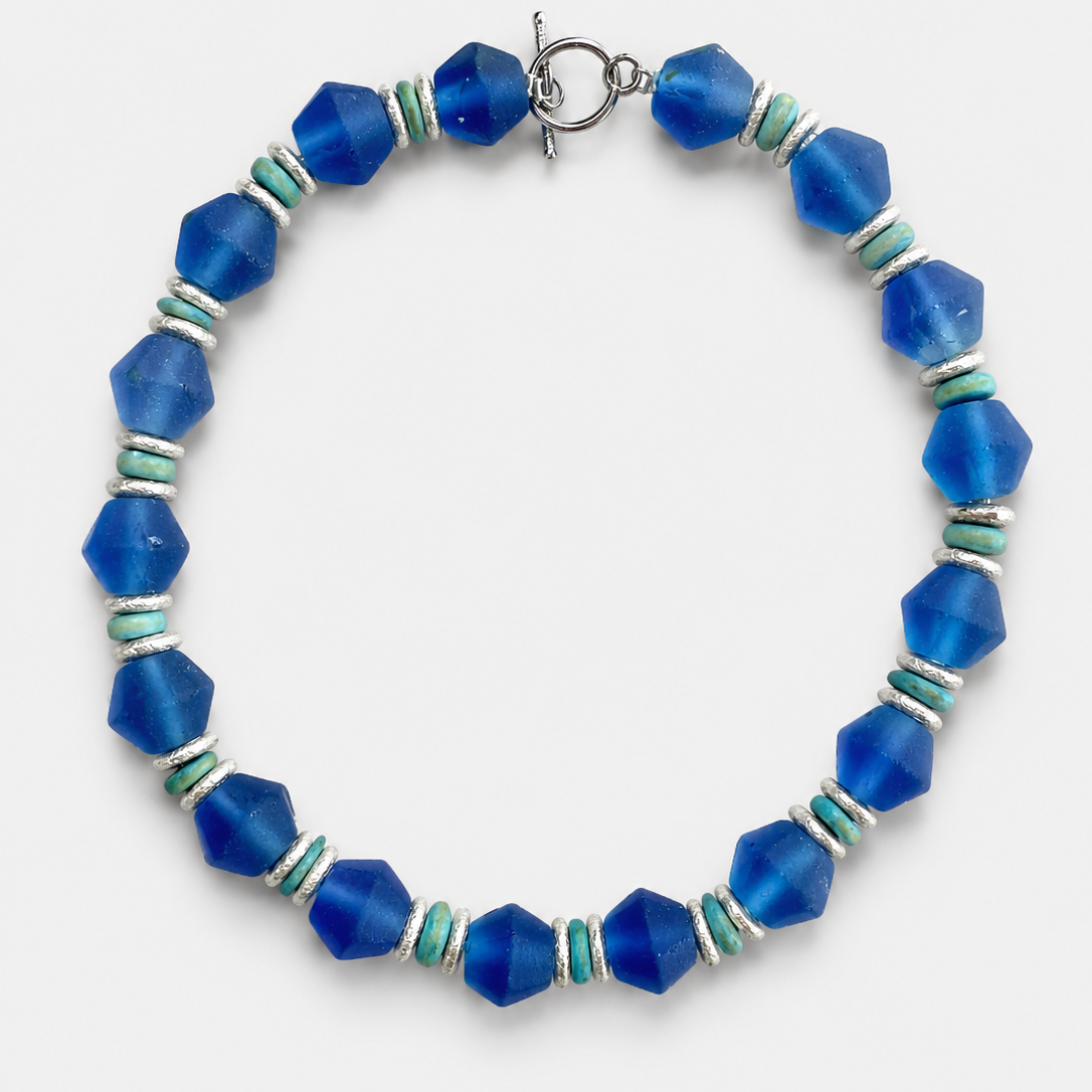FW26-27 Lumina Necklace in Electric Blue