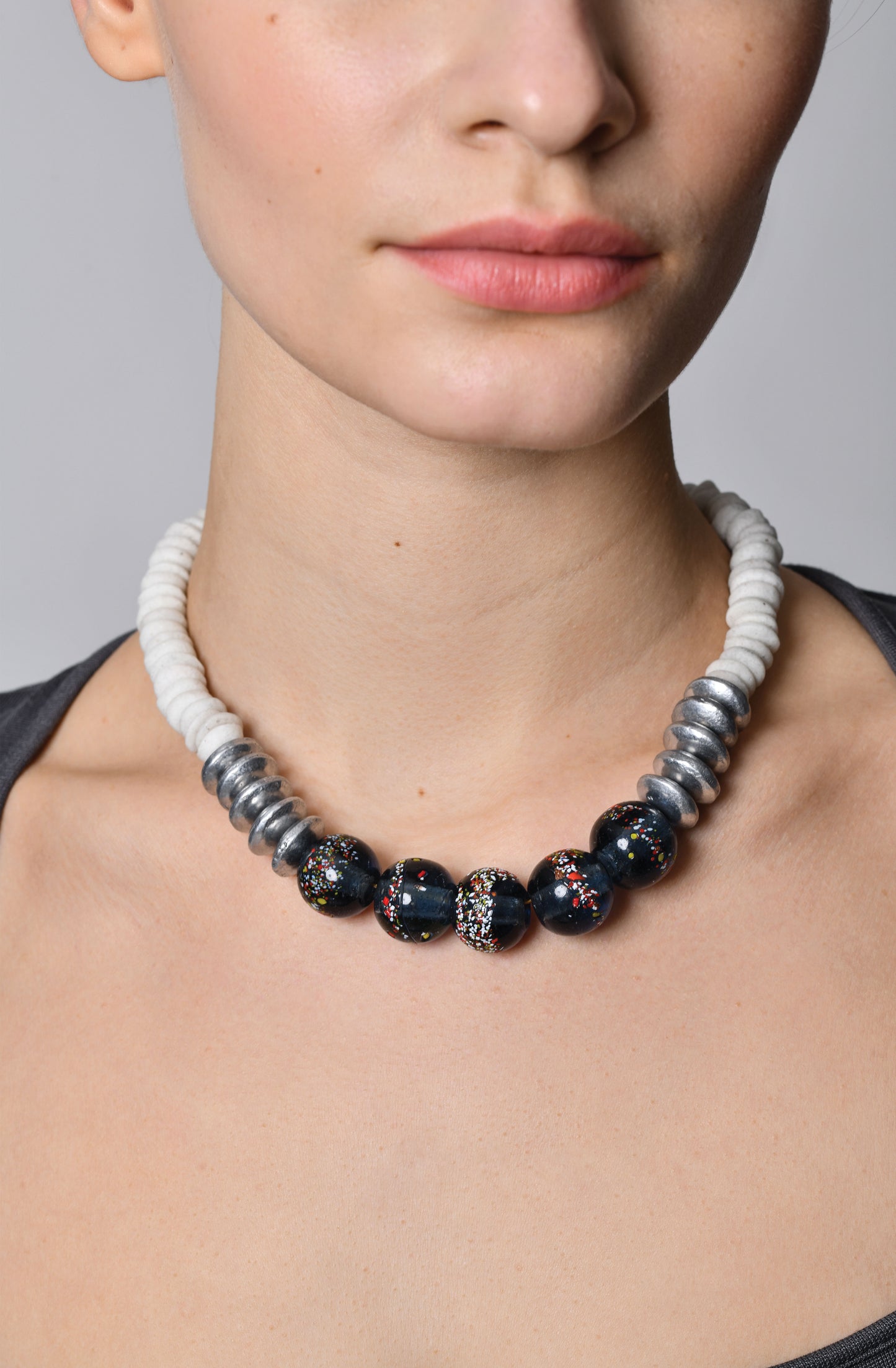 The Sprinkle Bini in Dark Blue Necklace / Resort 24