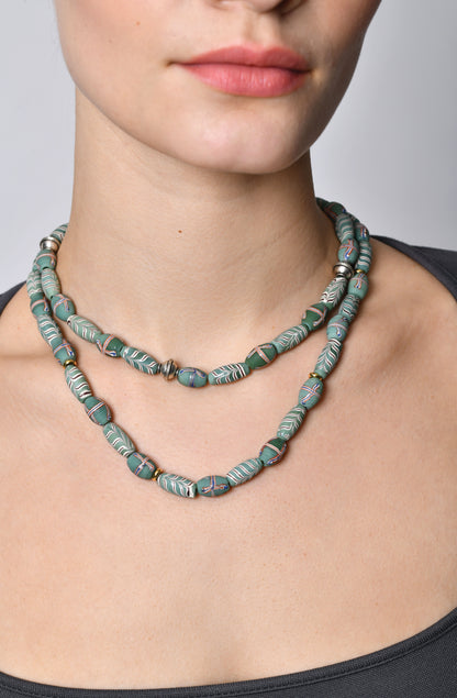 Mini Java Necklace in Pistachio Green / SS24