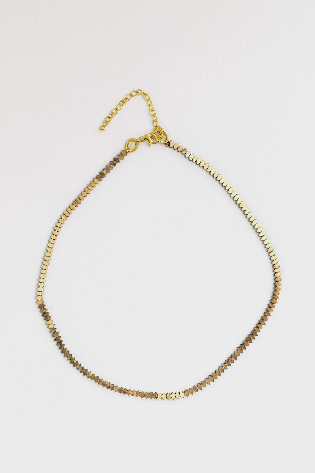 Collier en pierre hématite plate FW25