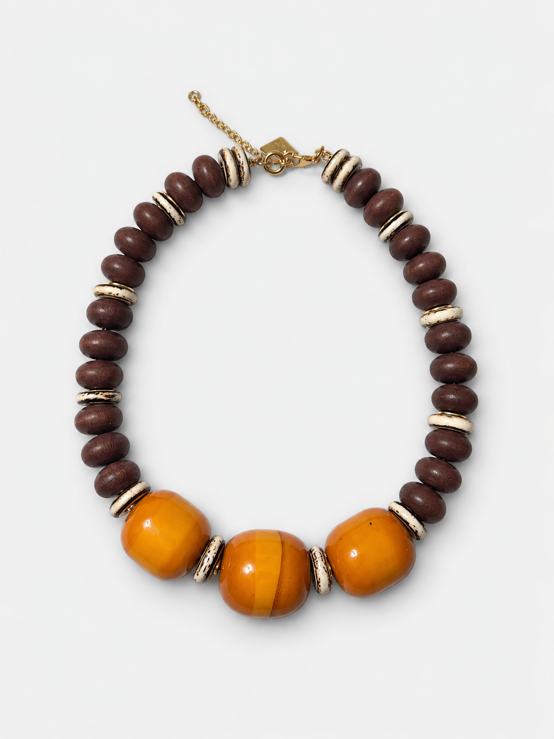 Le collier Moana couleur caramel