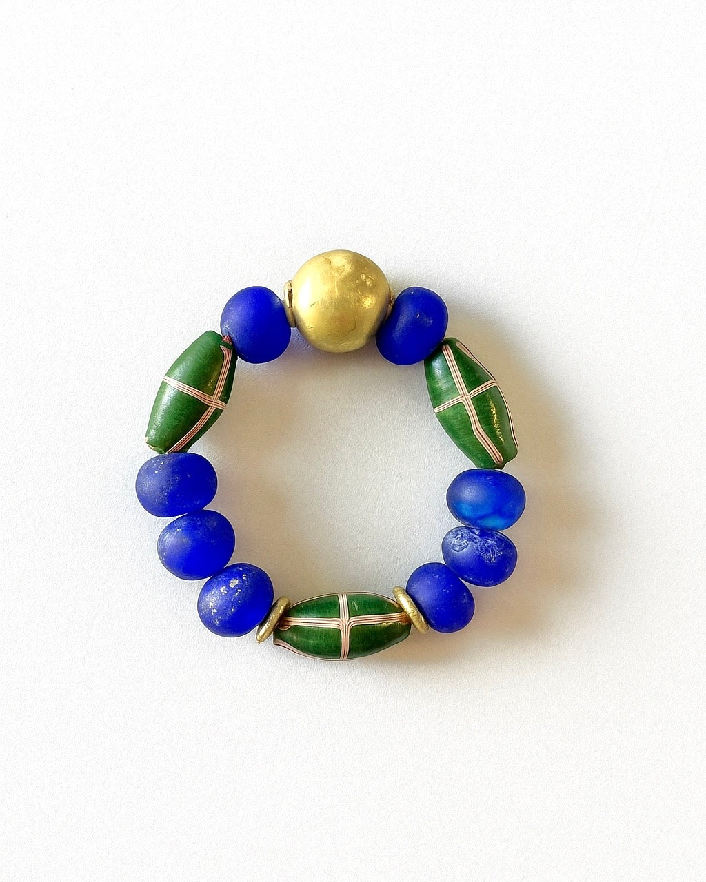 Bracelet Hero en laiton FW25 avec verre bleu/vert
