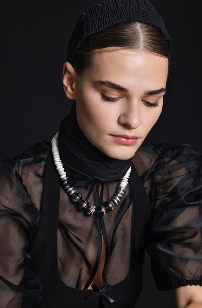 The Sprinkle Bini in Dark Blue Necklace / Resort 24