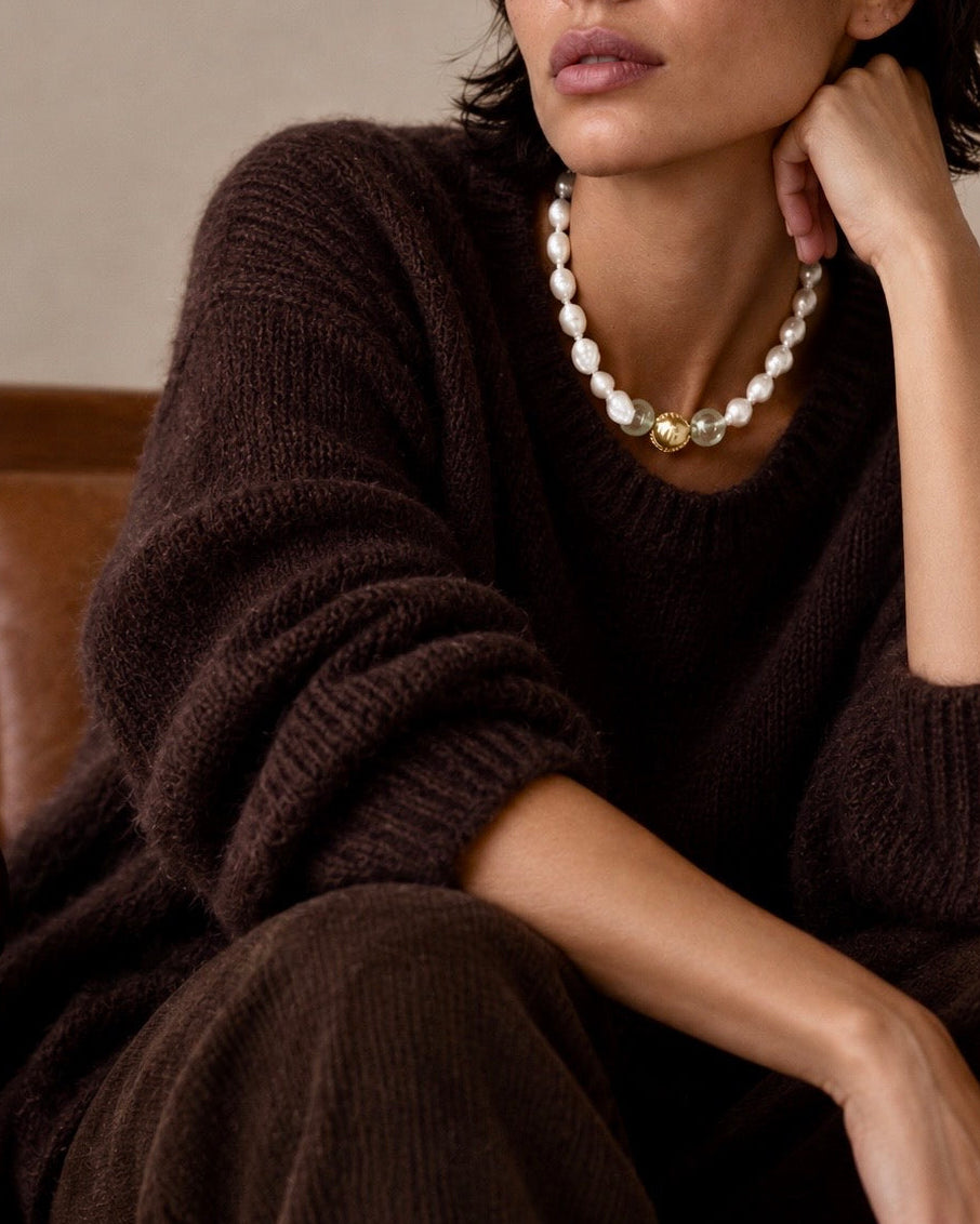 FW26-27 Central Pearl Collet Necklace