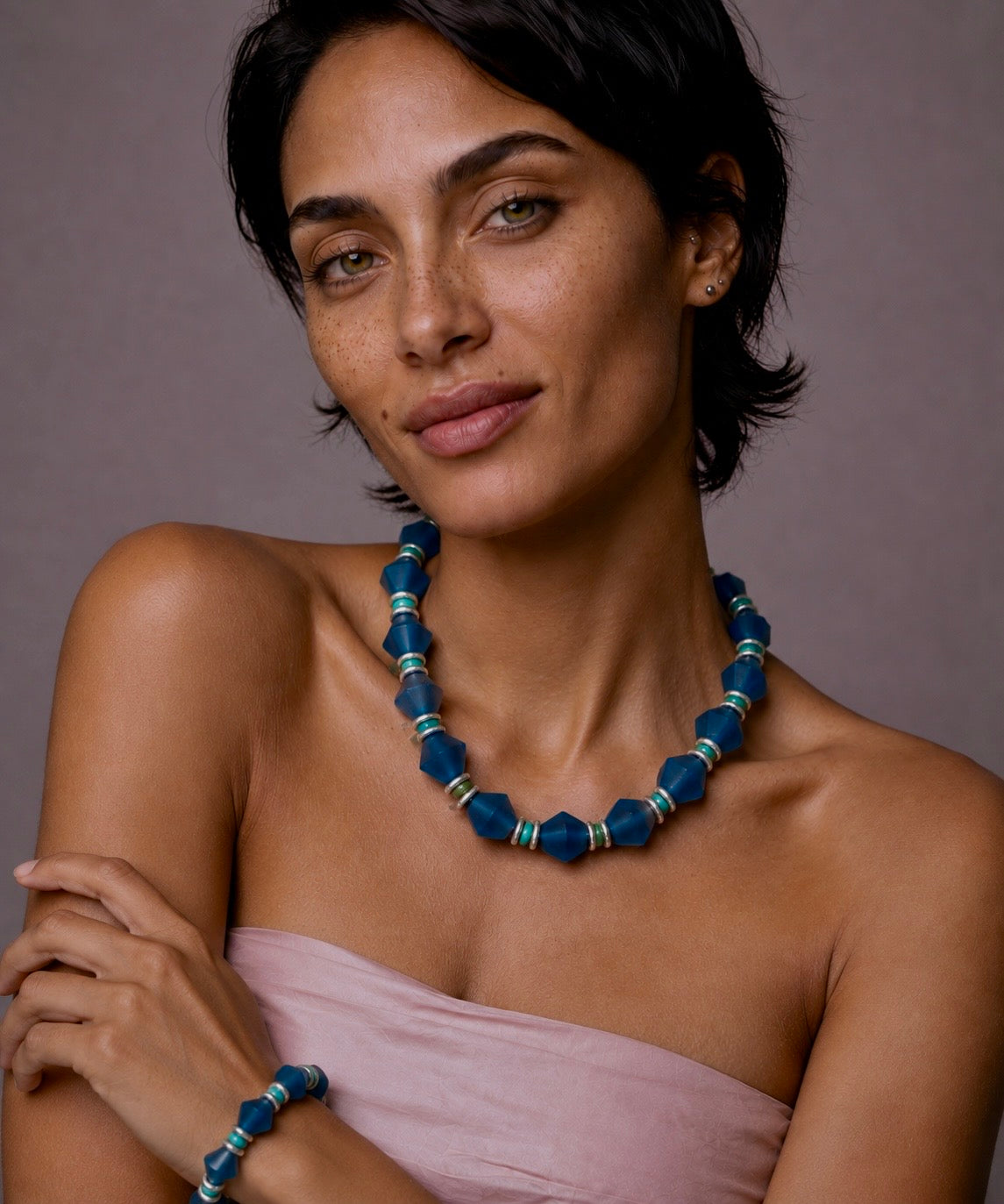 FW26-27 Lumina Necklace in Electric Blue