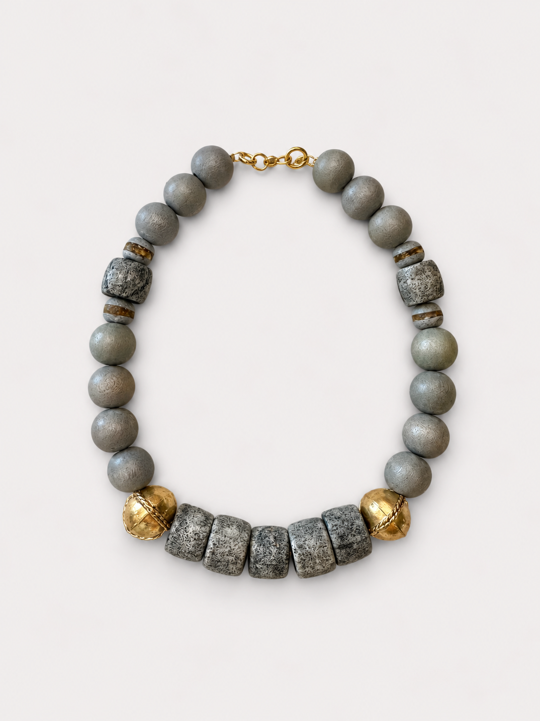 FW26-27 Wooden Tortuga Necklace In Gray