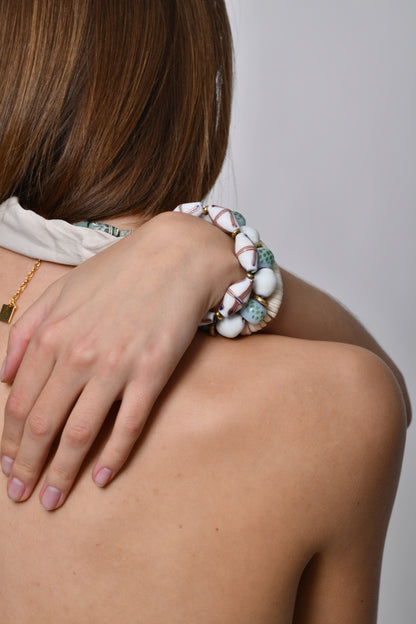 Java French Cross bracelets in White / Resort 24