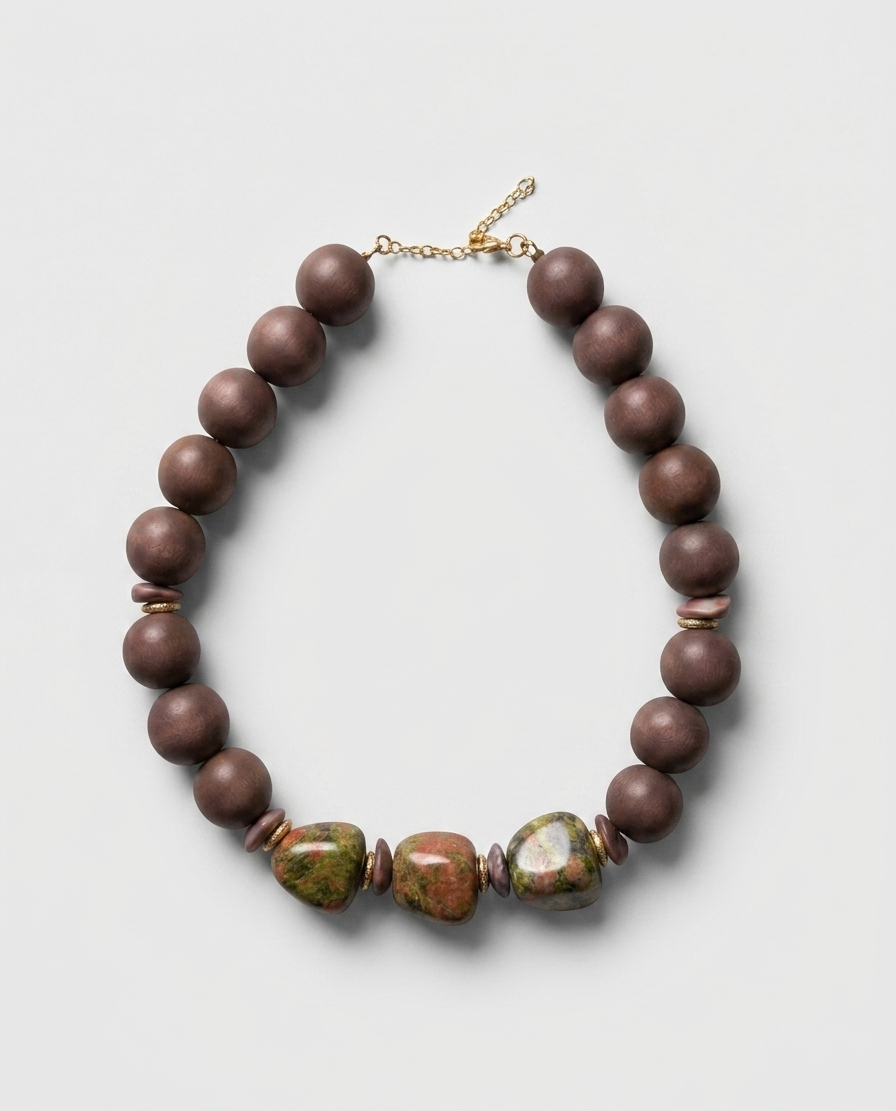 The Moana Necklace in Chocolate