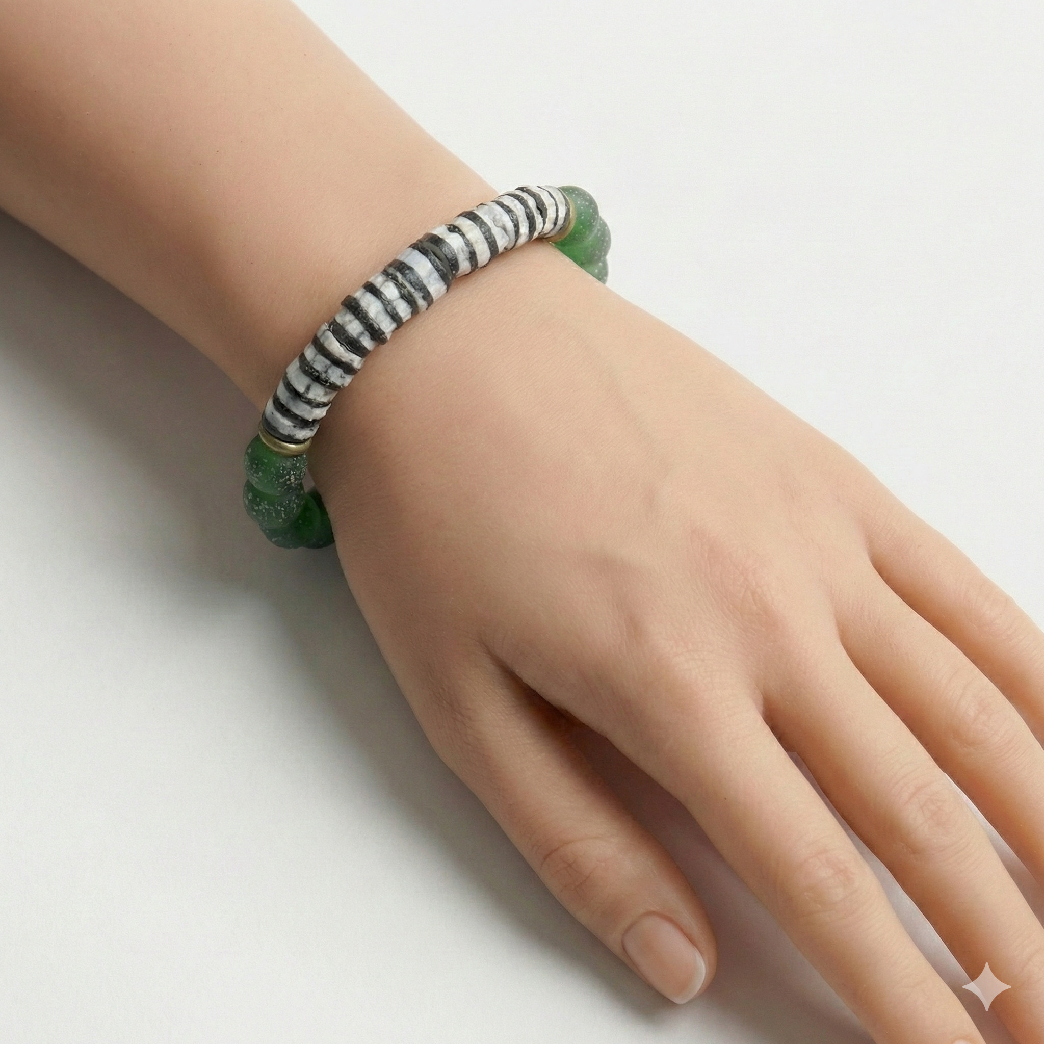 Flor Bracelet in Green