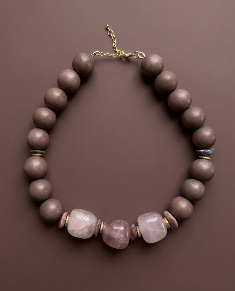 The Moana Necklace in Chocolate