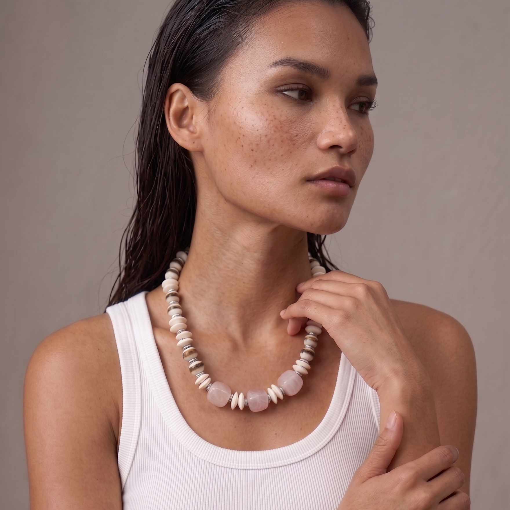 The Moana Necklace in Pink