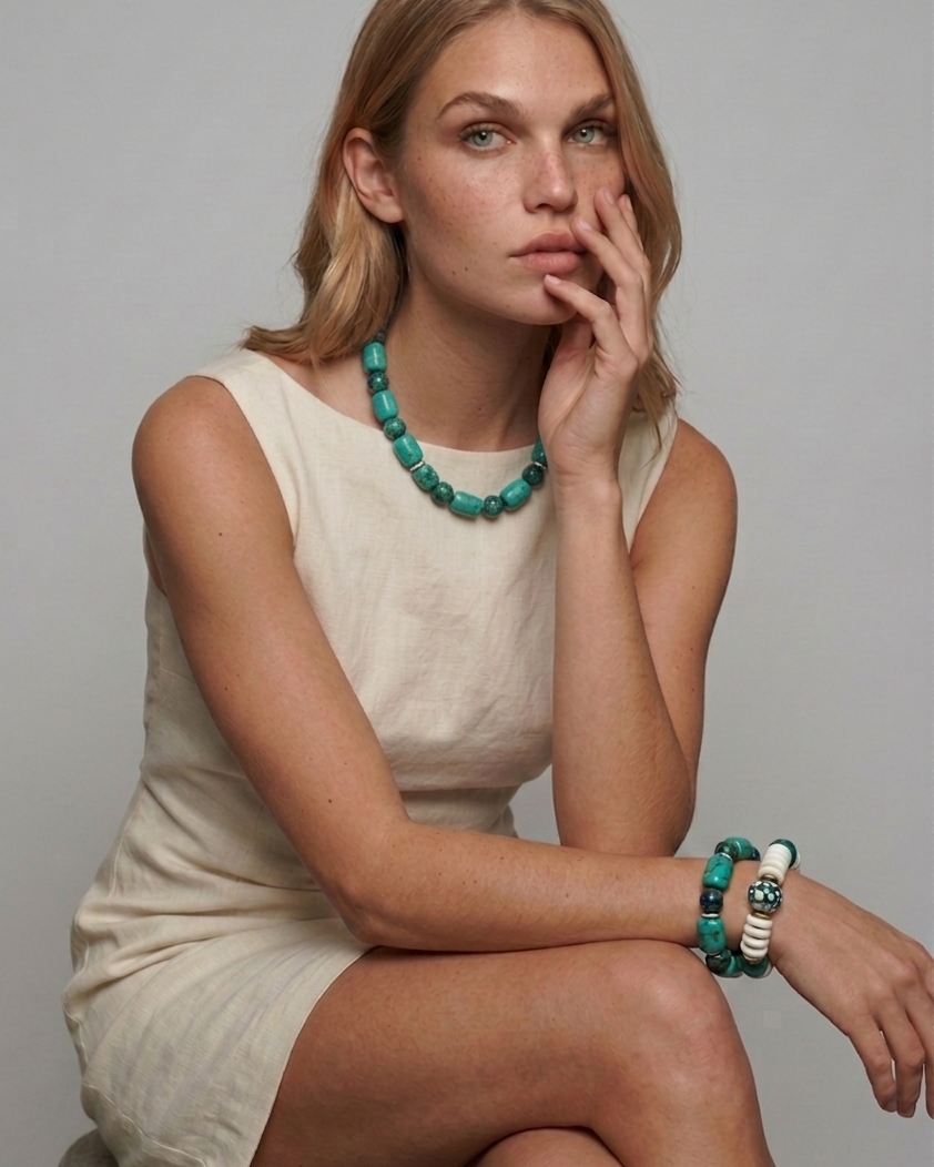 Flowery bone bracelet