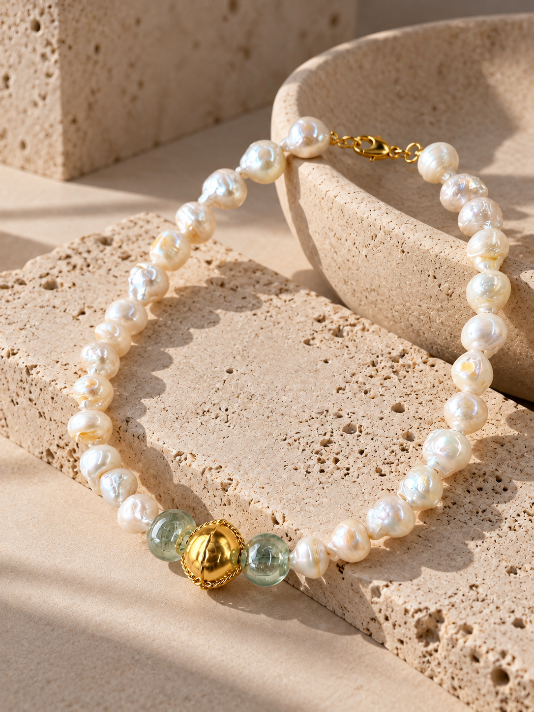 FW26-27 Central Pearl Collet Necklace