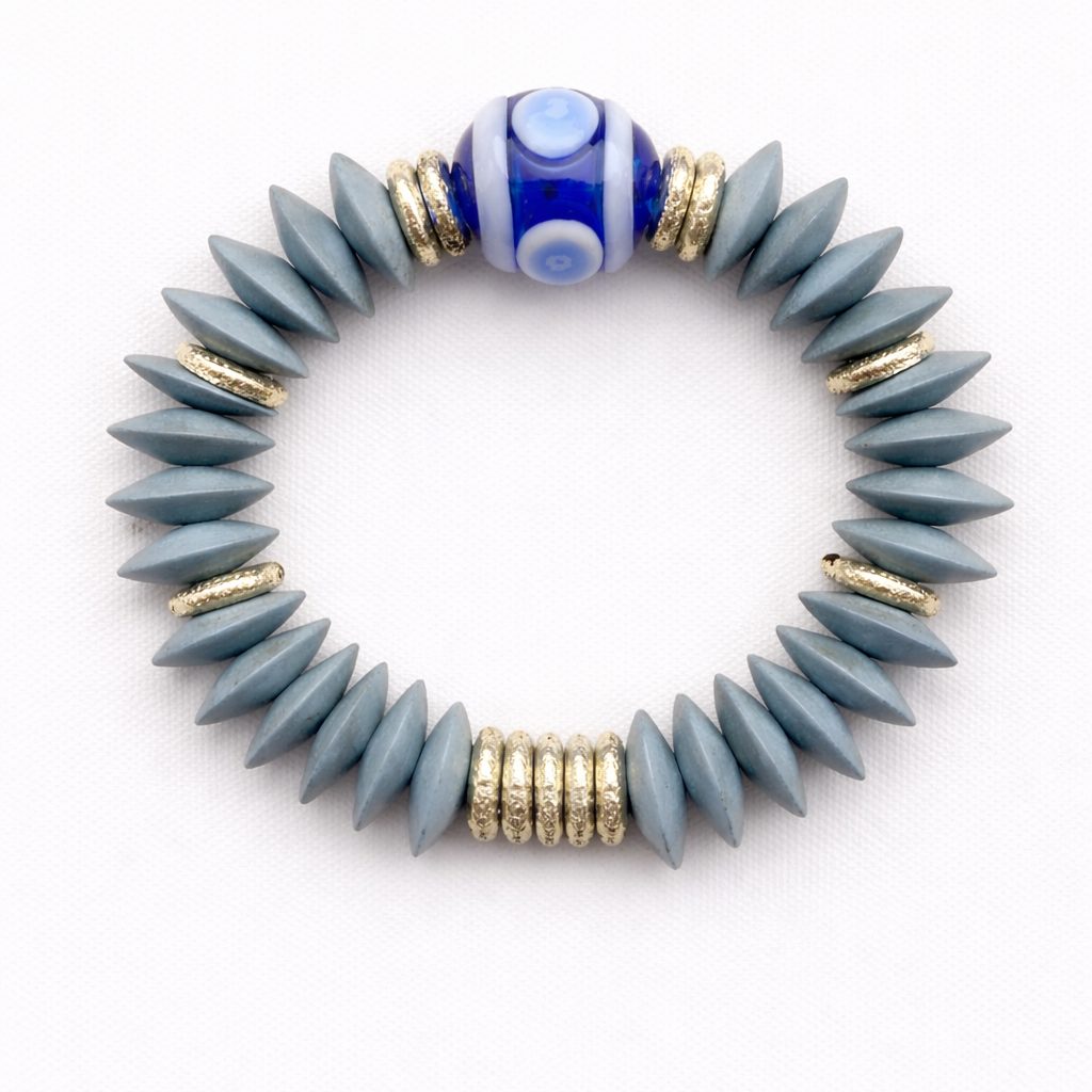 Wooden bracelet with Murano hero / Menorca edition