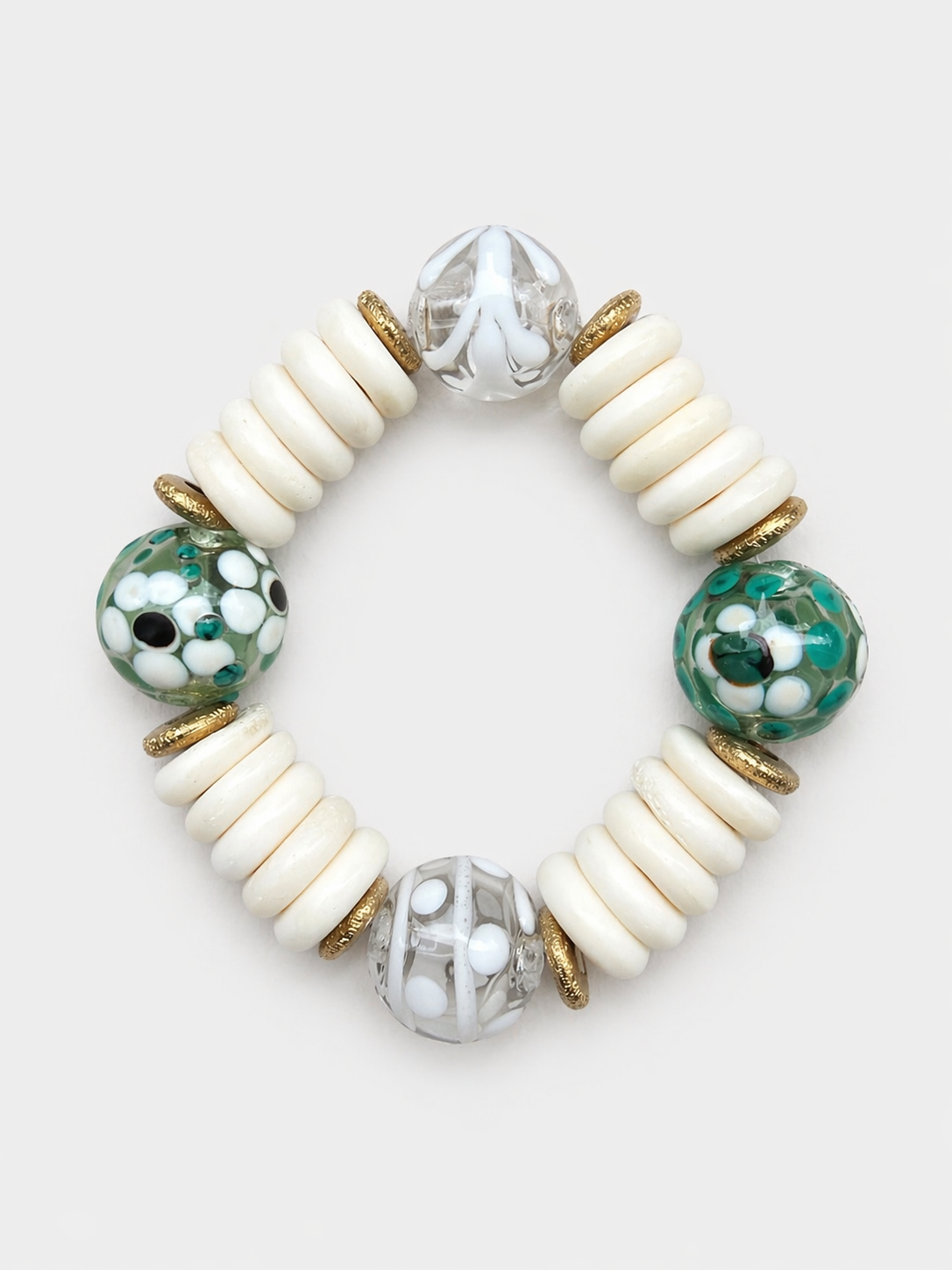Flowery bone bracelet