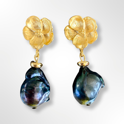 BiniBeca Pearl Earrings / Fall